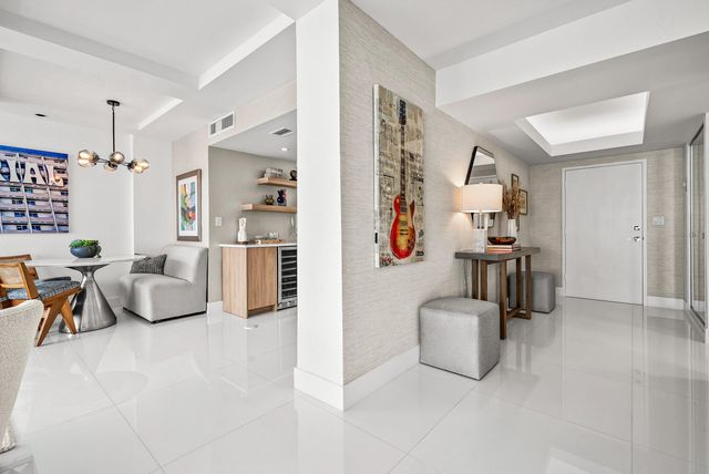 700 S Ocean Boulevard 705, Boca Raton, FL 33432