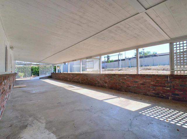 9161 Emerald Grove Avenue, Lakeside, CA 92040