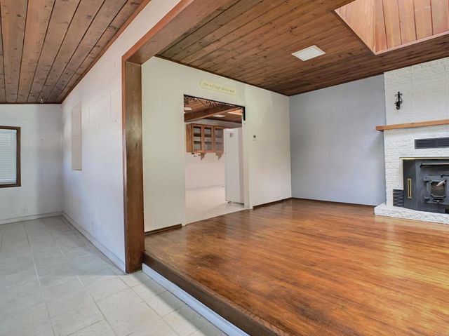 9161 Emerald Grove Avenue, Lakeside, CA 92040