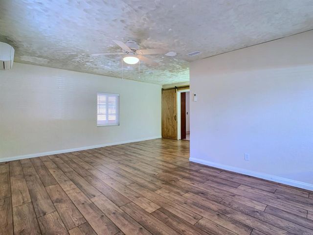 9161 Emerald Grove Avenue, Lakeside, CA 92040