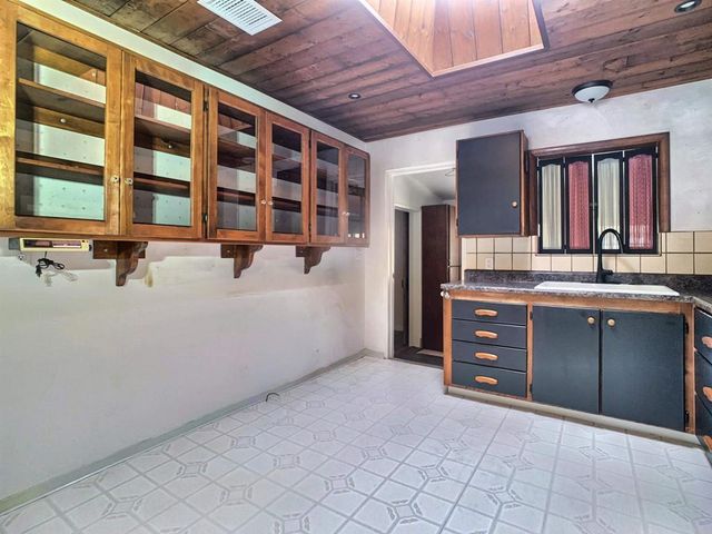 9161 Emerald Grove Avenue, Lakeside, CA 92040