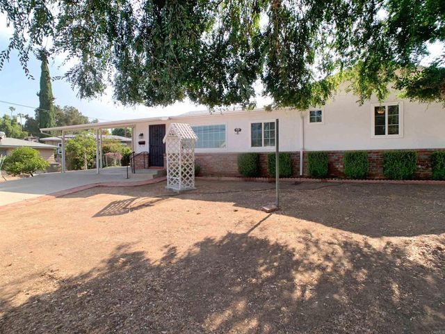9161 Emerald Grove Avenue, Lakeside, CA 92040