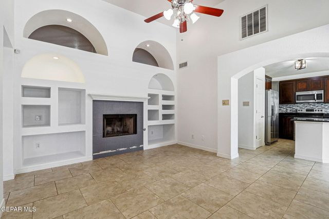 415 MERCER Lane, Horizon City, TX 79928