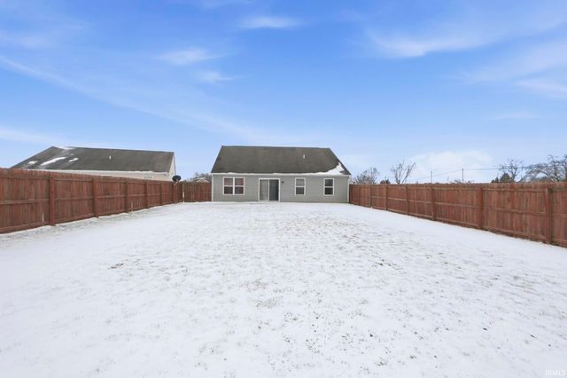 10125 Greenmoor Drive, New Haven, IN 46774