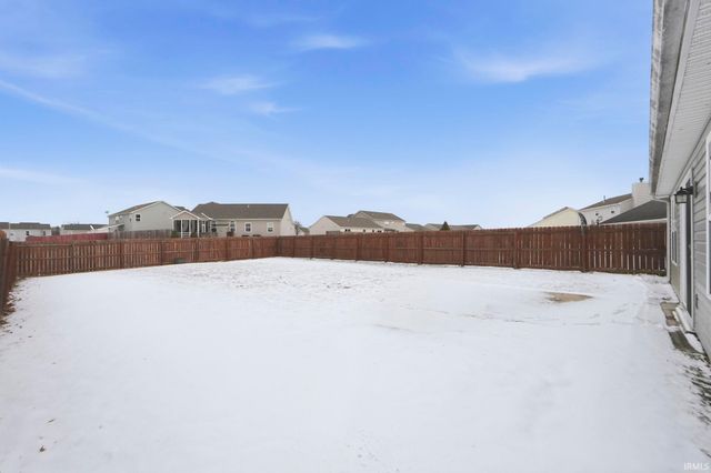 10125 Greenmoor Drive, New Haven, IN 46774