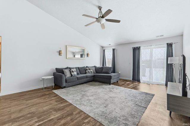 10125 Greenmoor Drive, New Haven, IN 46774