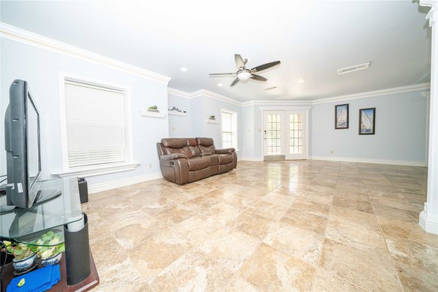 2460 Waterstone Drive, Cedar Hill, TX 75104