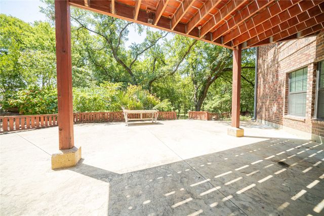2460 Waterstone Drive, Cedar Hill, TX 75104