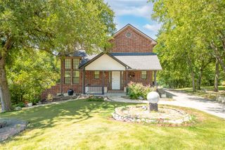 2460 Waterstone Drive, Cedar Hill, TX 75104