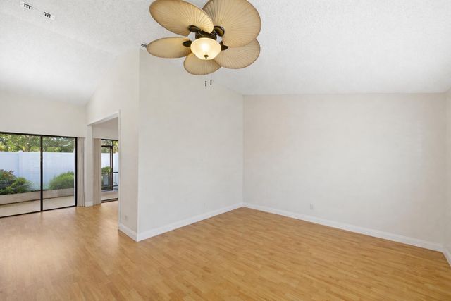 406 Lakewood Court 4a, Jupiter, FL 33458