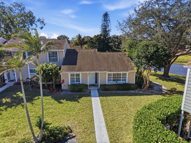 406 Lakewood Court 4a, Jupiter, FL 33458