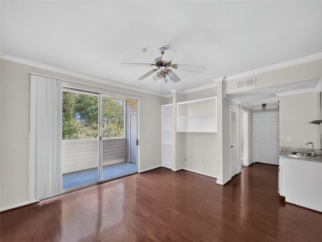 2111 Welch B214, Houston, TX 77019