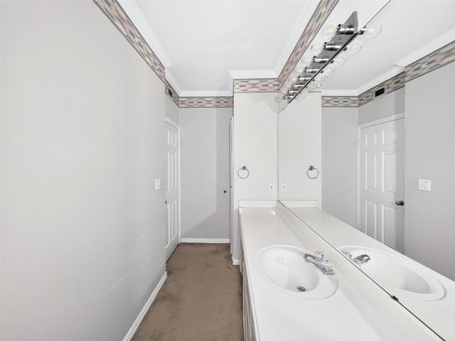 2111 Welch B214, Houston, TX 77019