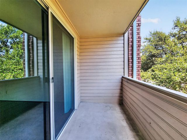 2111 Welch B214, Houston, TX 77019