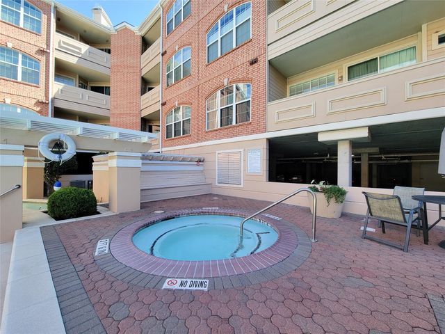 2111 Welch B214, Houston, TX 77019