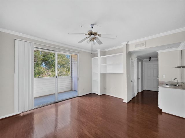 2111 Welch B214, Houston, TX 77019