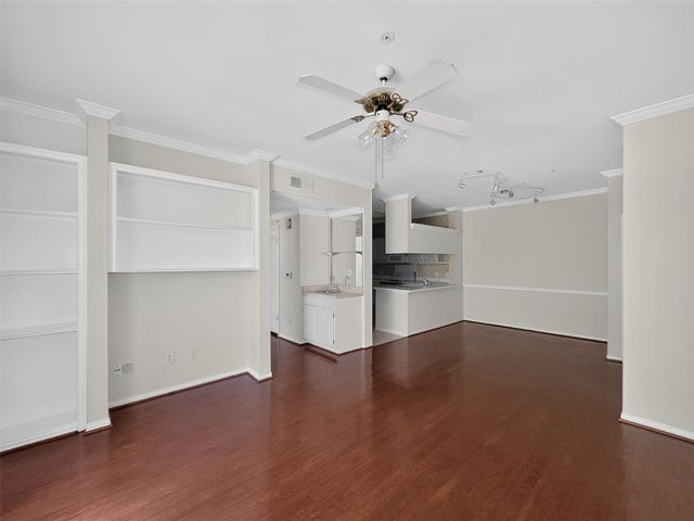 2111 Welch B214, Houston, TX 77019