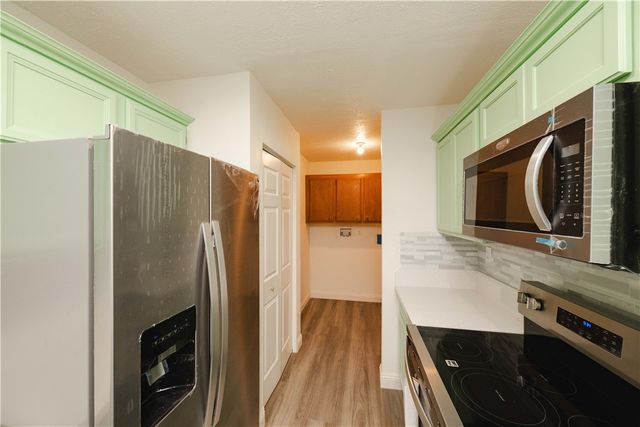 14948 N Canyon Drive, Dolan Springs, AZ 86441