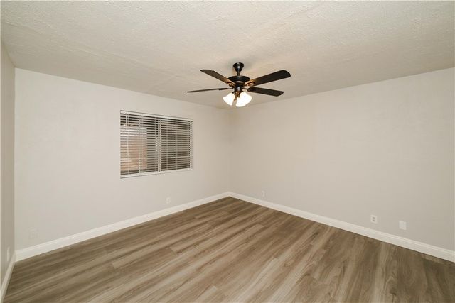 14948 N Canyon Drive, Dolan Springs, AZ 86441