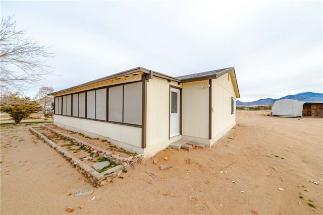 14948 N Canyon Drive, Dolan Springs, AZ 86441