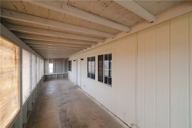 14948 N Canyon Drive, Dolan Springs, AZ 86441