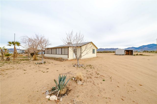 14948 N Canyon Drive, Dolan Springs, AZ 86441