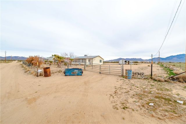 14948 N Canyon Drive, Dolan Springs, AZ 86441