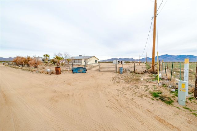 14948 N Canyon Drive, Dolan Springs, AZ 86441