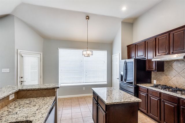 3117 Irvine Drive, Carrollton, TX 75007