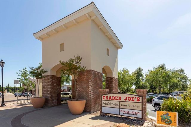 6375 Paseo Potrero, Carlsbad, CA 92009