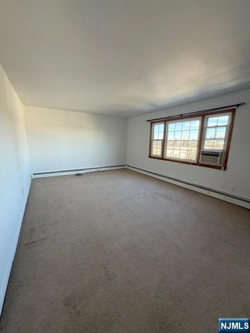 6 Maitland Place 2, Garfield, NJ 07026
