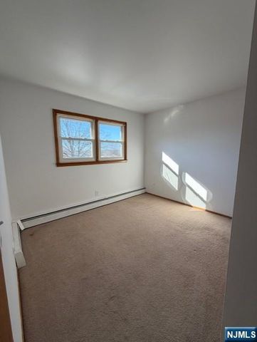 6 Maitland Place 2, Garfield, NJ 07026
