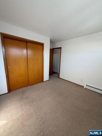 6 Maitland Place 2, Garfield, NJ 07026