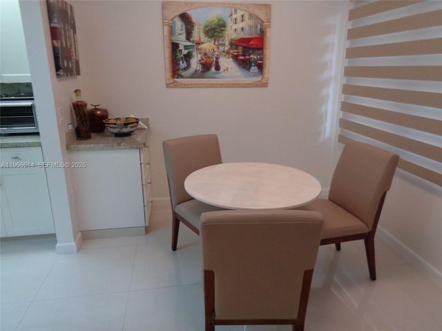 701 SW 141st Ave 412R, Pembroke Pines, FL 33027