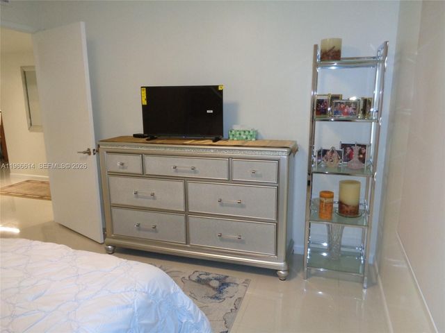 701 SW 141st Ave 412R, Pembroke Pines, FL 33027