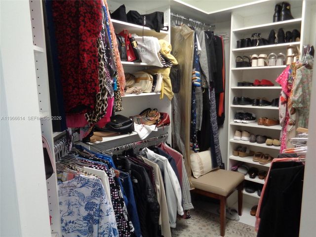 701 SW 141st Ave 412R, Pembroke Pines, FL 33027