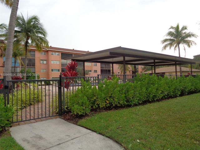 701 SW 141st Ave 412R, Pembroke Pines, FL 33027