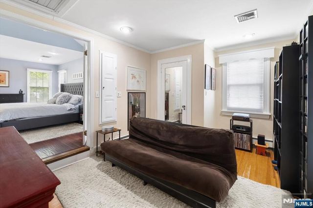734 Greentree Lane, Oradell, NJ 07649