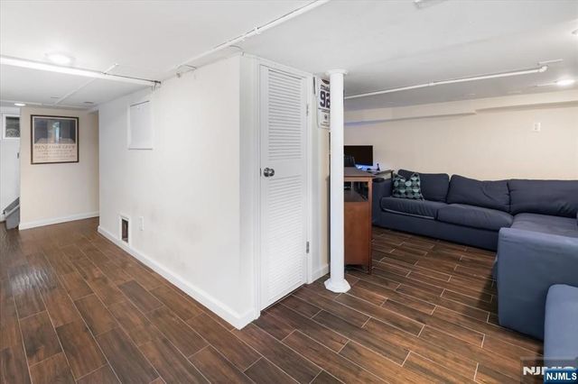 734 Greentree Lane, Oradell, NJ 07649