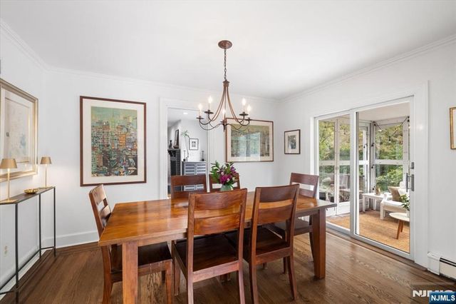 734 Greentree Lane, Oradell, NJ 07649