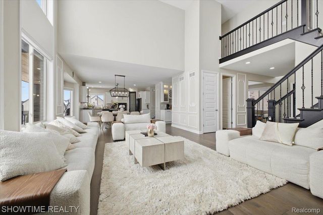 19782 Chase Drive, Macomb Township, MI 48042