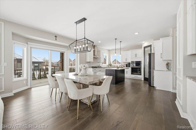 19782 Chase Drive, Macomb Township, MI 48042