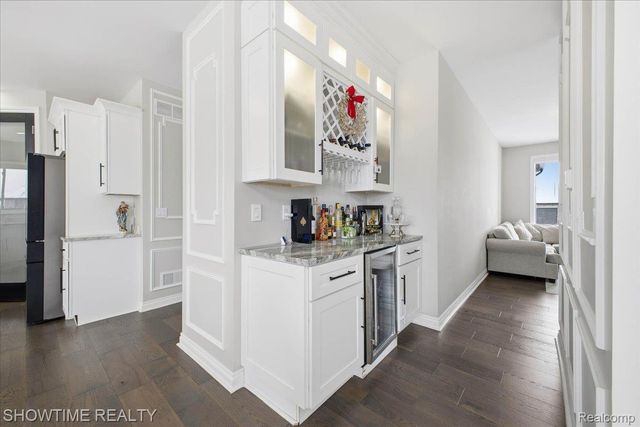 19782 Chase Drive, Macomb Township, MI 48042