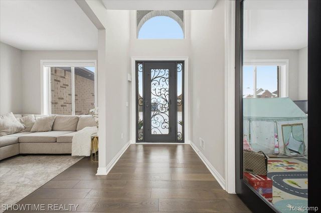 19782 Chase Drive, Macomb Township, MI 48042