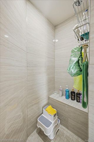 19782 Chase Drive, Macomb Township, MI 48042