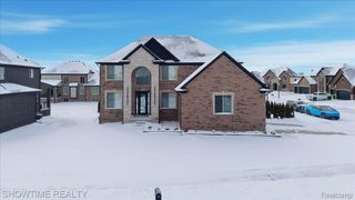 19782 Chase Drive, Macomb Township, MI 48042