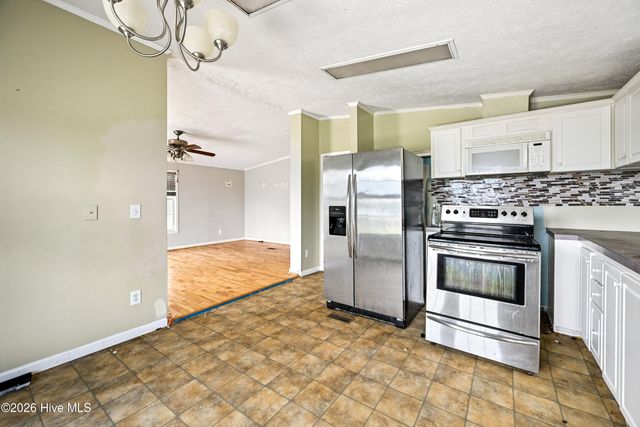 3210 Island Drive, Sneads Ferry, NC 28460