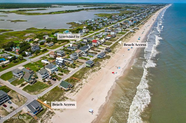 3210 Island Drive, Sneads Ferry, NC 28460