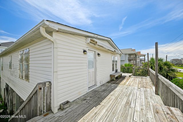 3210 Island Drive, Sneads Ferry, NC 28460