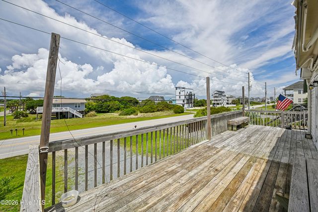 3210 Island Drive, Sneads Ferry, NC 28460